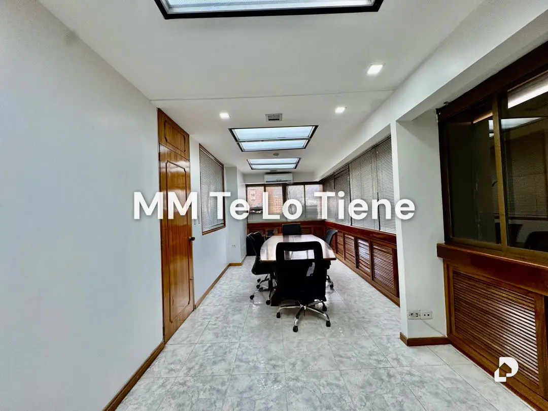 Office in Los Palos Grandes, Caracas – 8