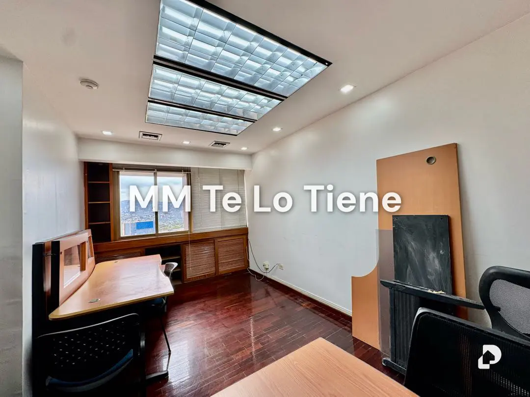 Office in Los Palos Grandes, Caracas – 17