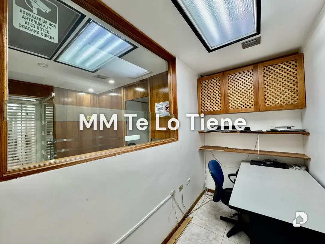 Office in Los Palos Grandes, Caracas – 25