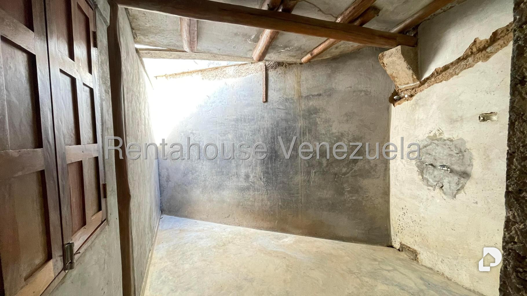 Casa en Corralito, Caracas – 26