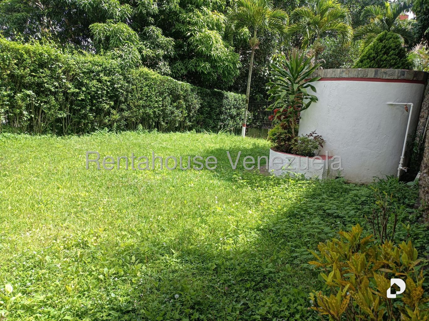Casa en Santa Rosa de Lima, Caracas – 38