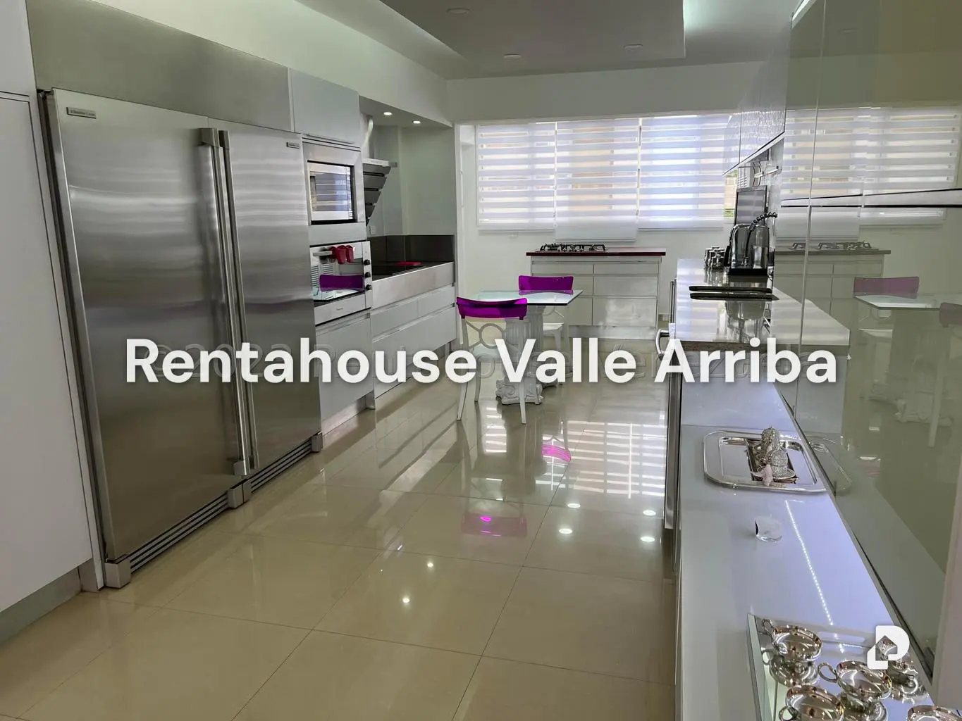 Apartamento en Las Mesetas de Santa Rosa de Lima, Caracas – 15