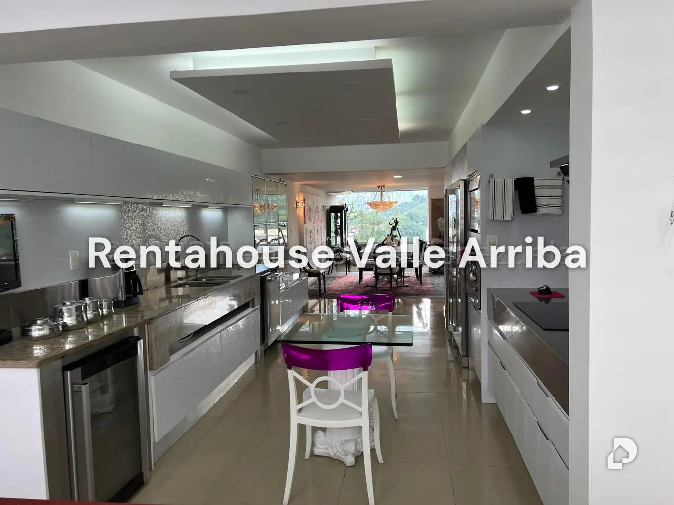 Apartamento en Las Mesetas de Santa Rosa de Lima, Caracas – 14