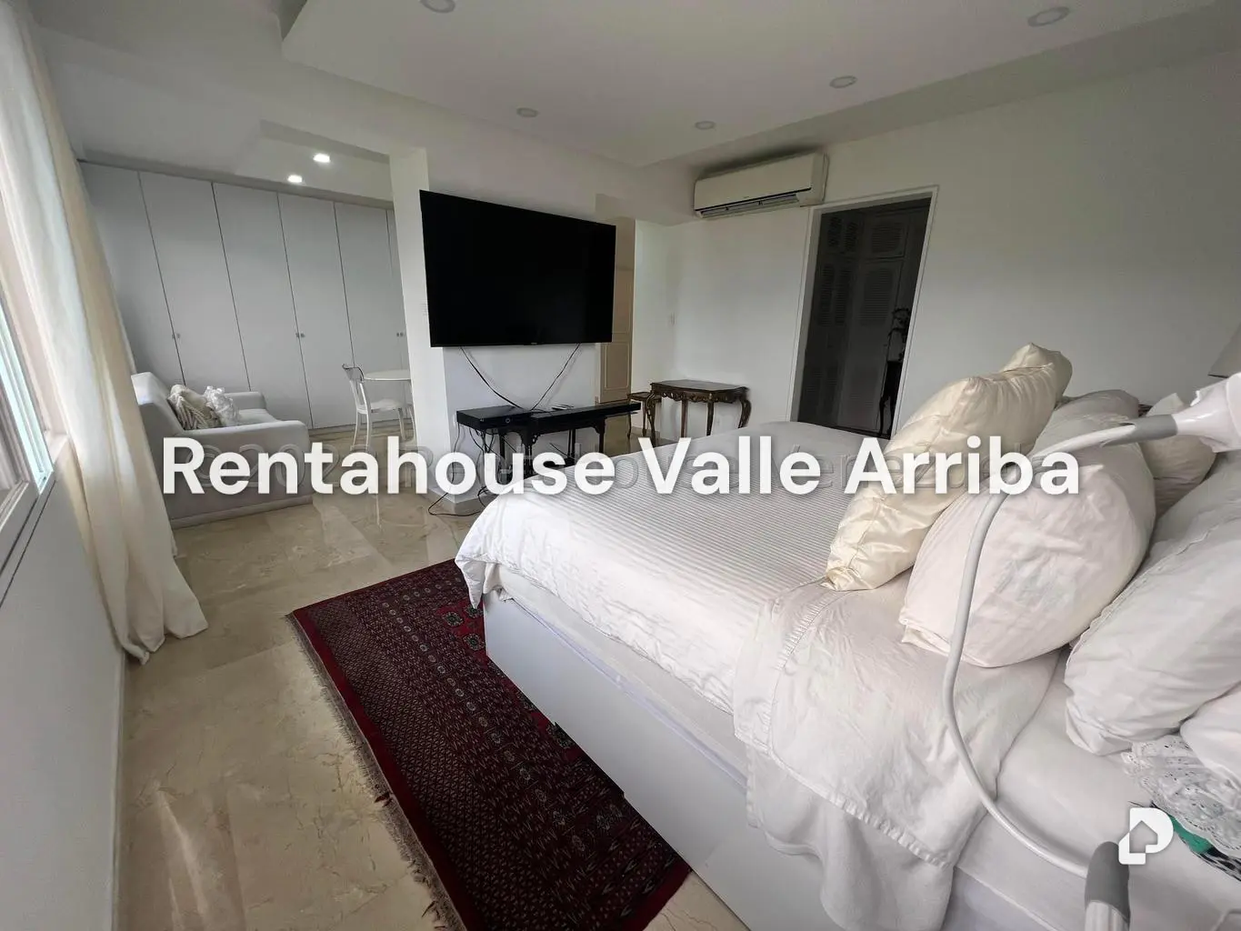 Apartamento en Las Mesetas de Santa Rosa de Lima, Caracas – 24