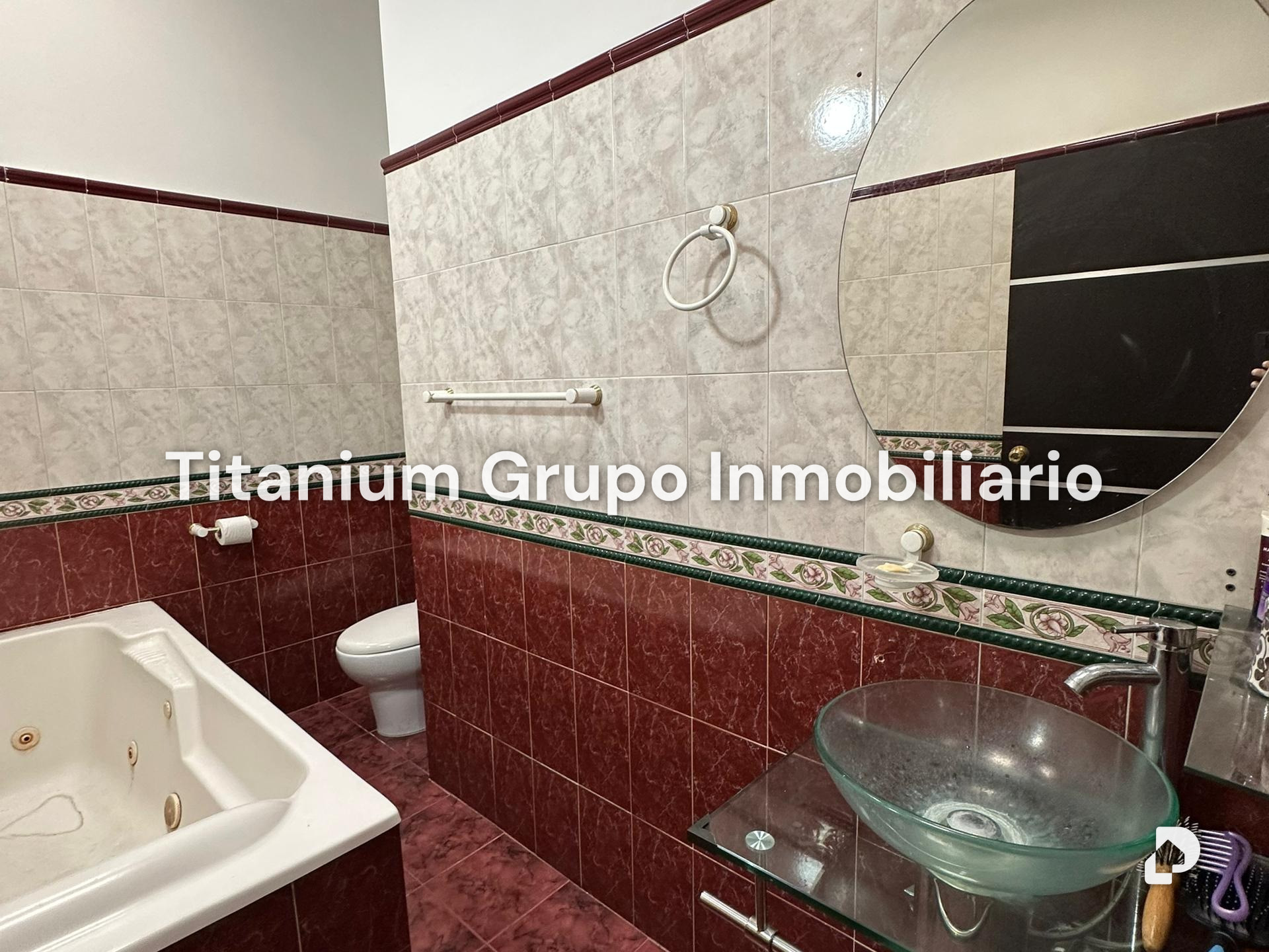 Townhouse en Monteserino, San Diego – 5