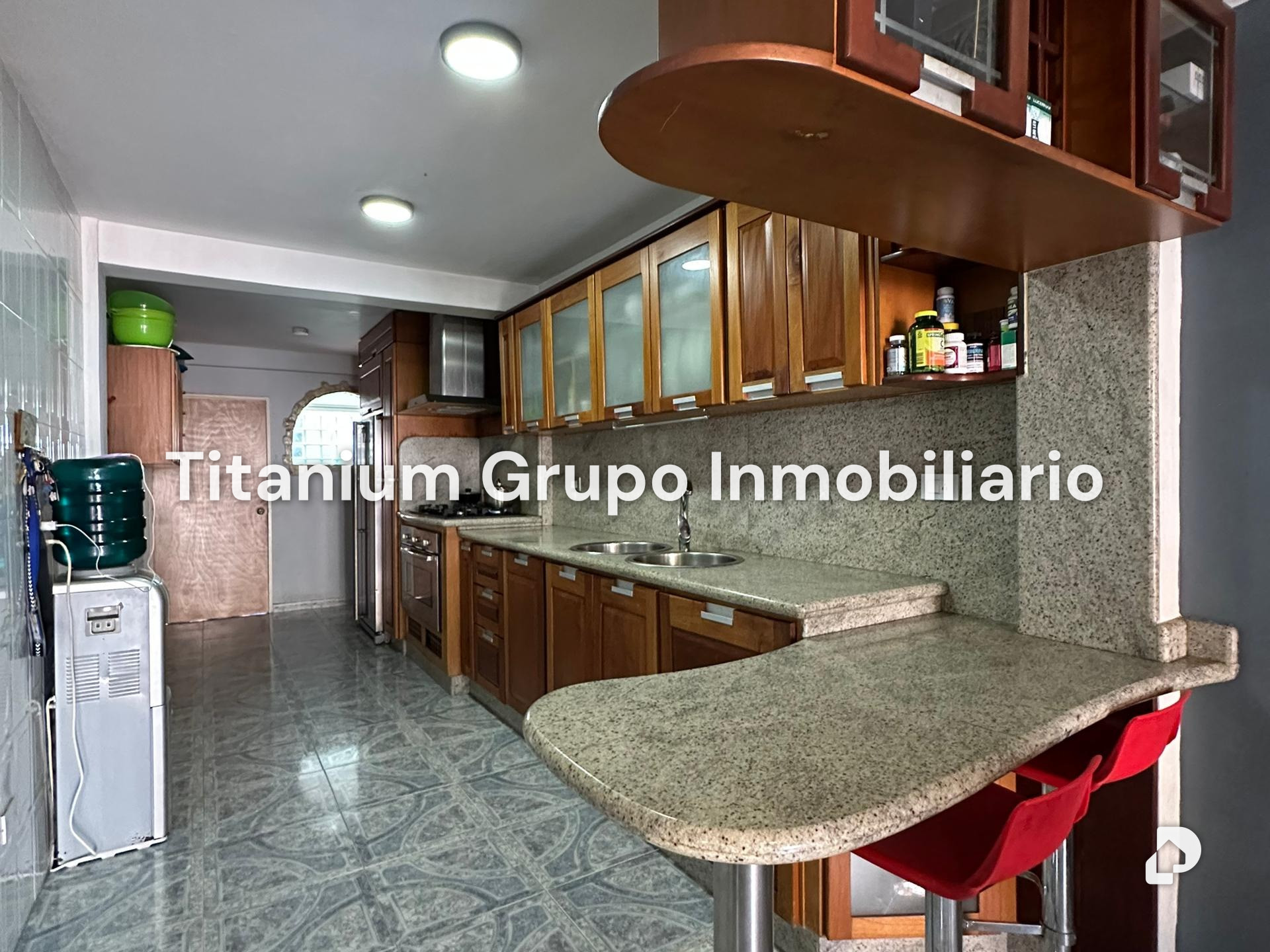 Townhouse en Monteserino, San Diego – 3