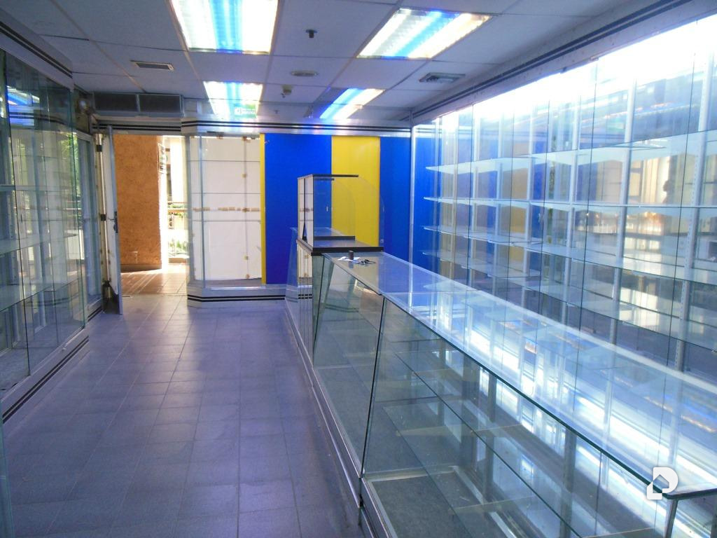Local comercial en Prados del Este, Caracas