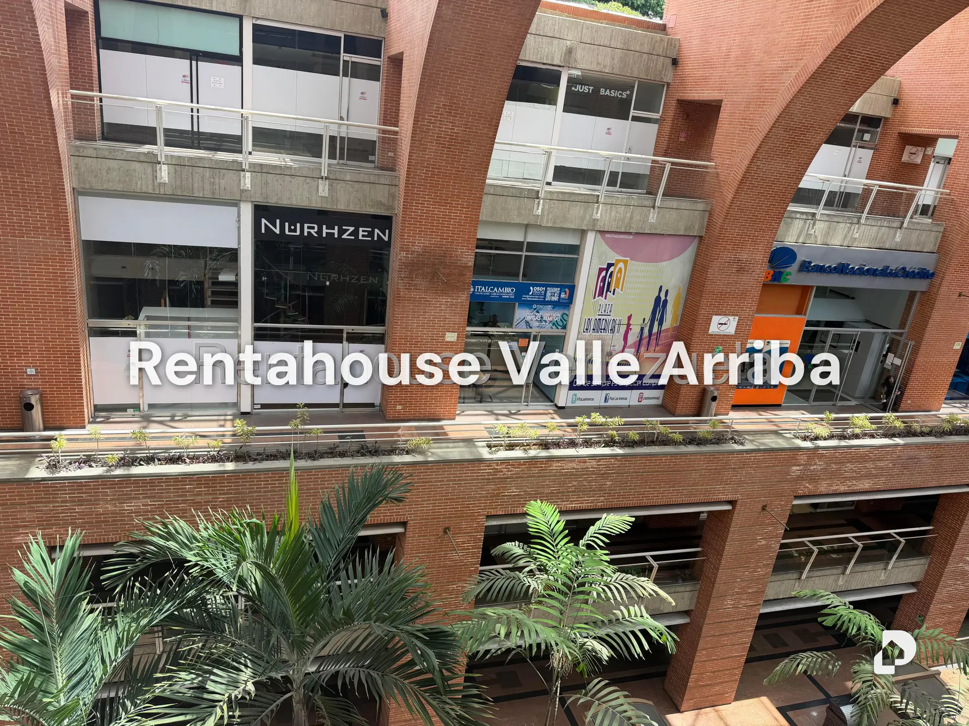 Local comercial en El Cafetal, Caracas