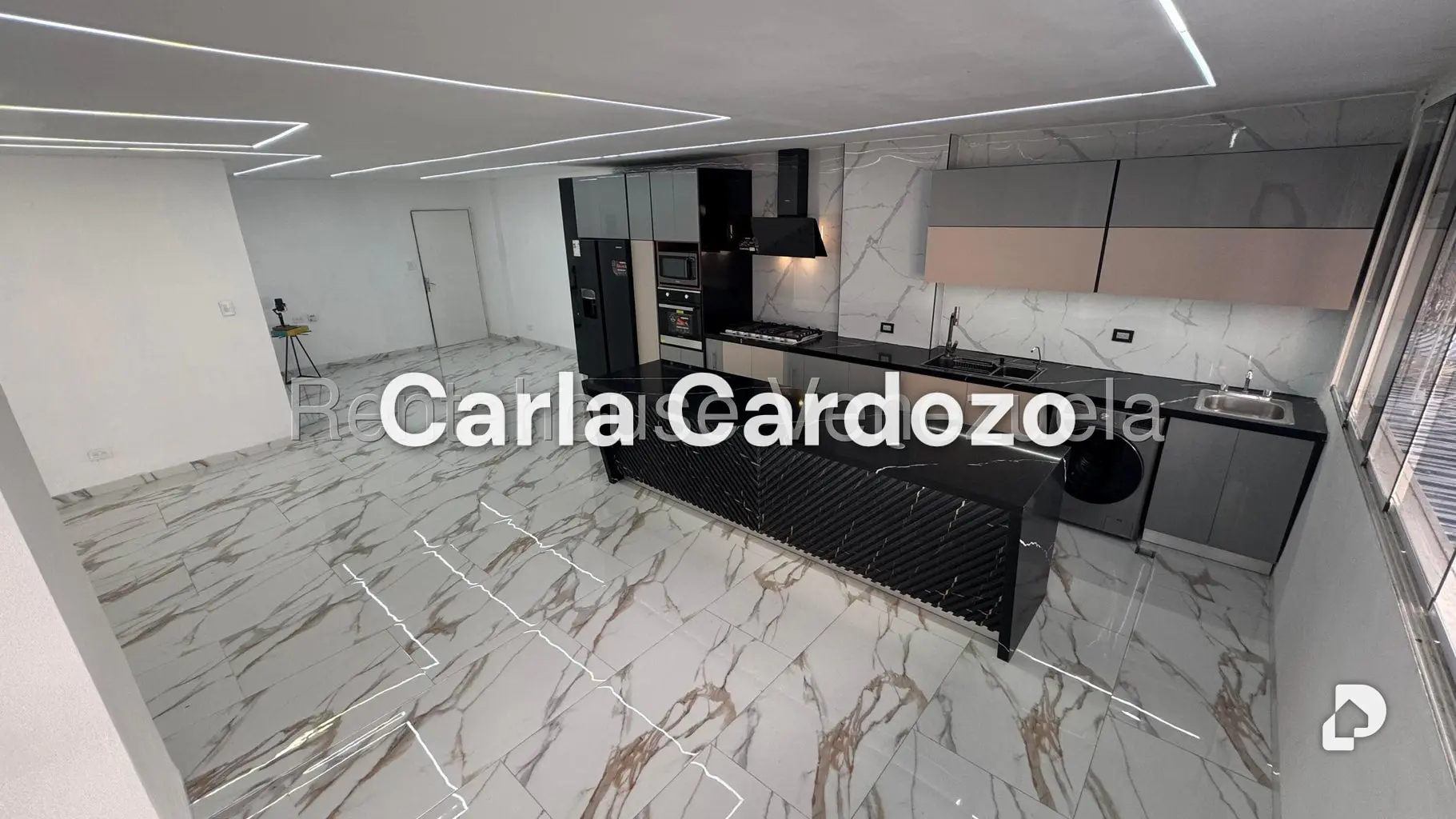 Apartamento en Los Palos Grandes, Caracas – 12