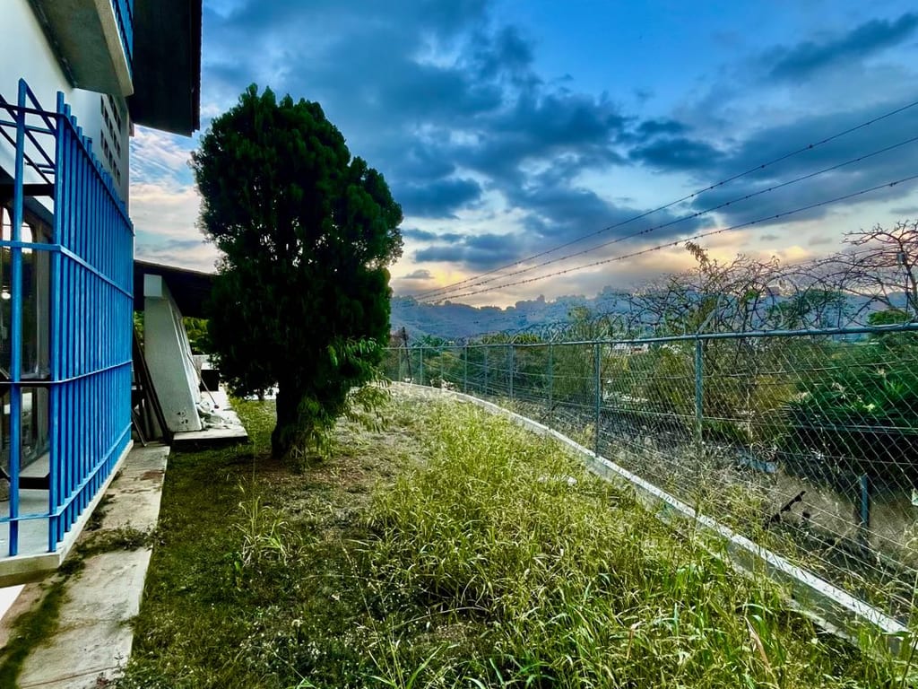 Casa en Valle Arriba, Caracas - 1