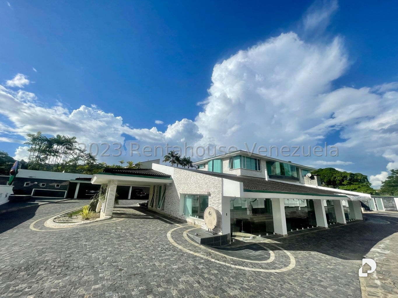 House in La Lagunita Country Club, Caracas – 3