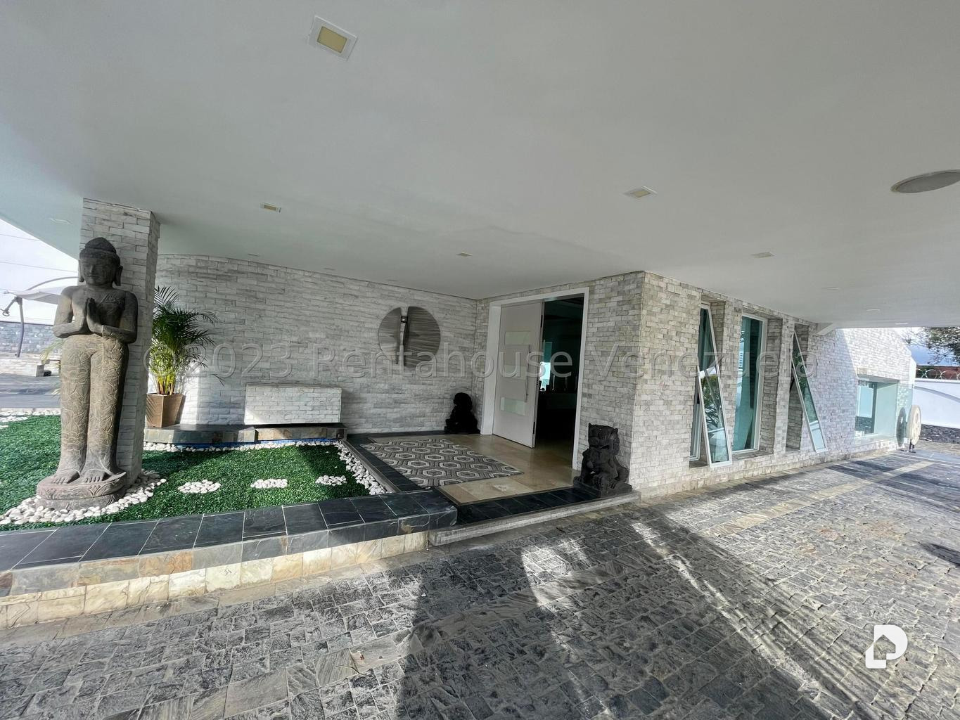 House in La Lagunita Country Club, Caracas – 15
