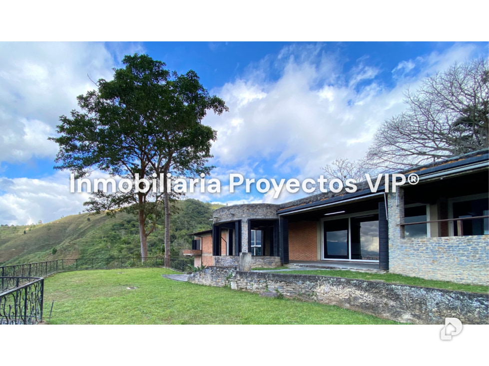 Casa en Los Guayabitos, Caracas – 16