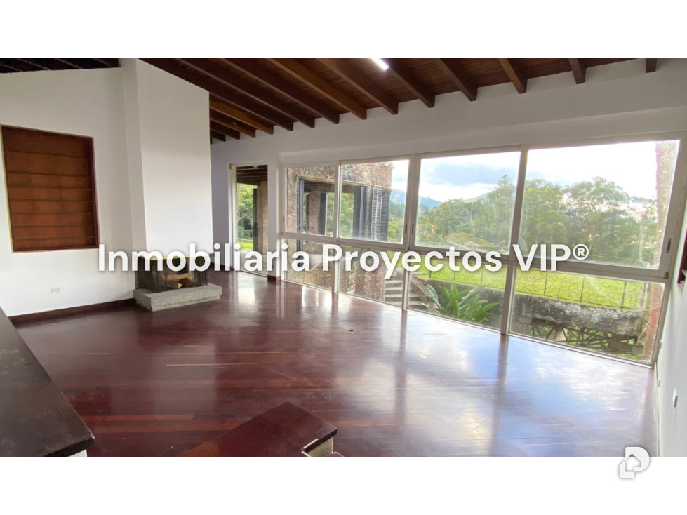 Casa en Los Guayabitos, Caracas – 6