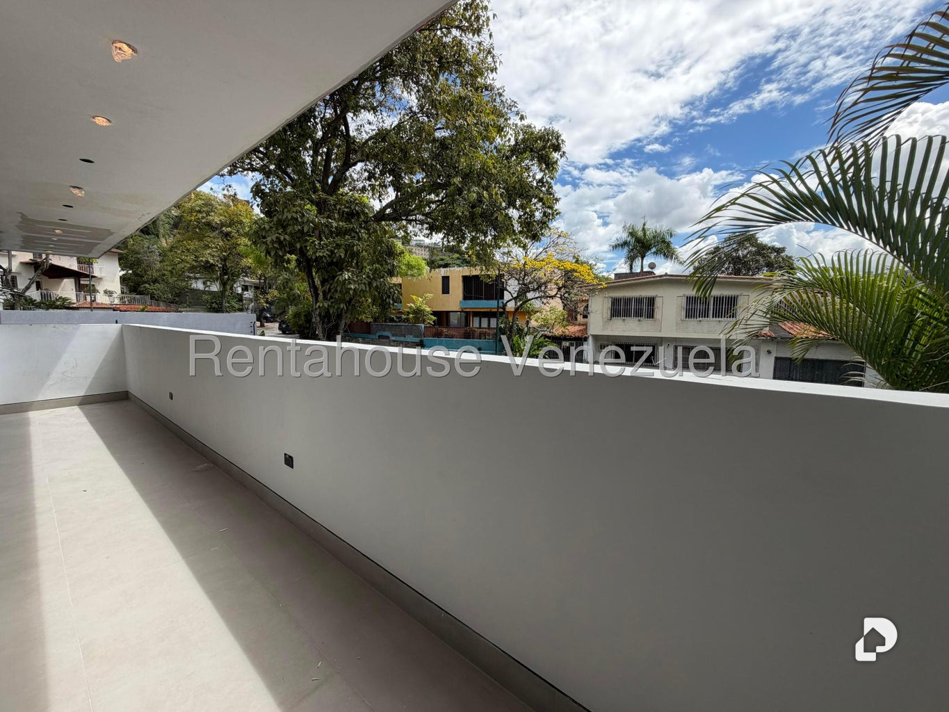 Casa en San Román, Caracas – 15