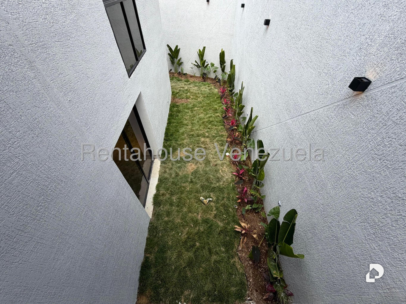 Casa en San Román, Caracas – 11