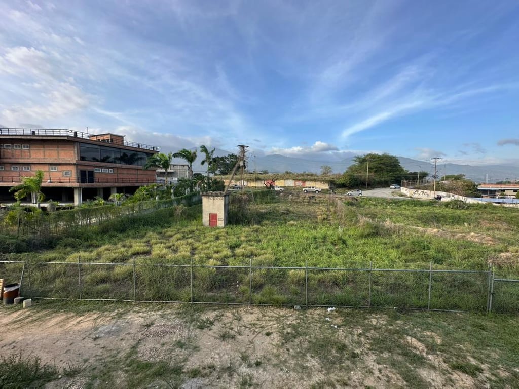 Terreno en Guatire - 1