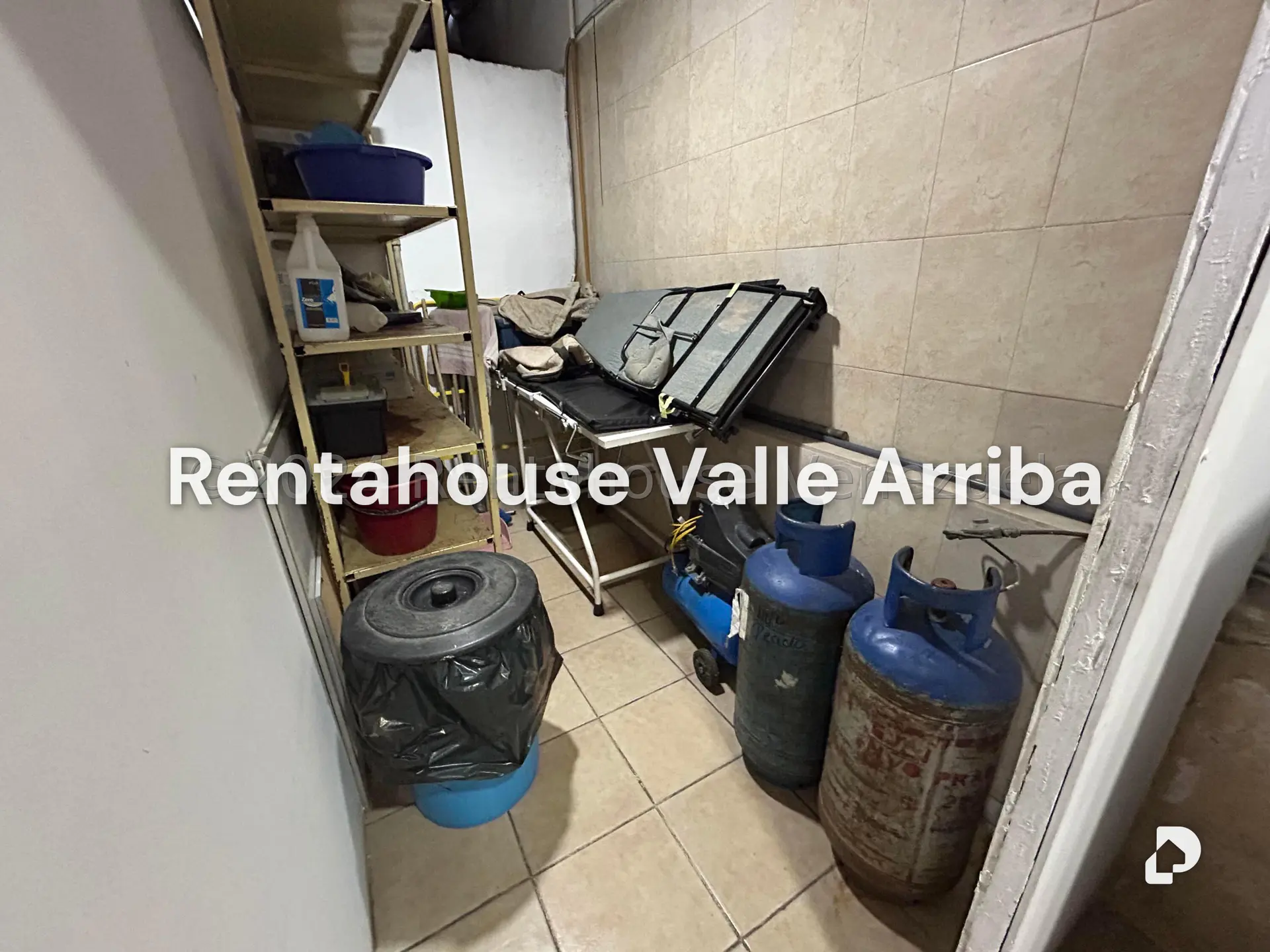 Office in Cementerio, Caracas – 28
