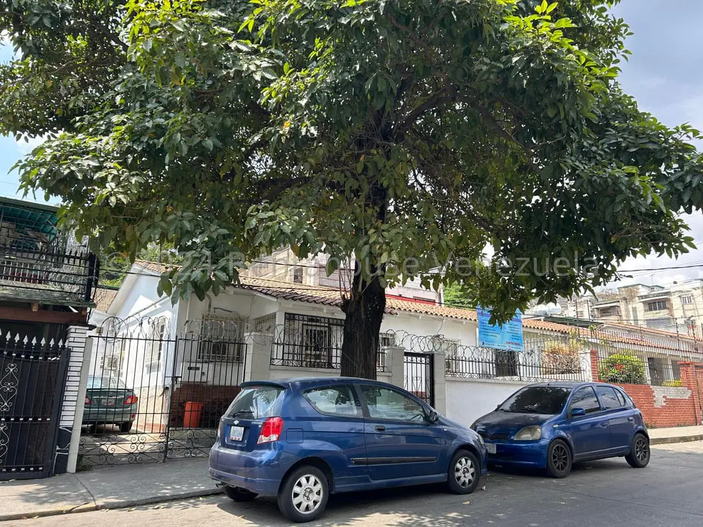 Office in Cementerio, Caracas - 1