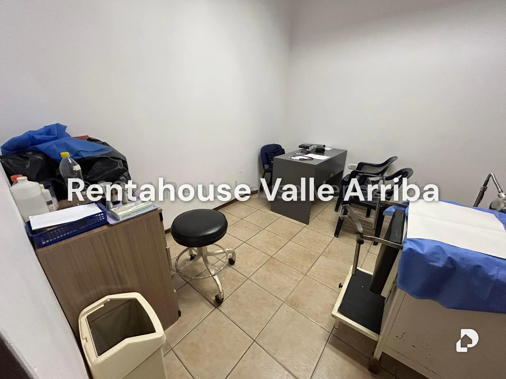 Office in Cementerio, Caracas – 21