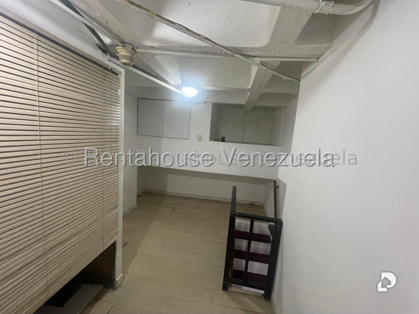 Local comercial en Prados del Este, Caracas