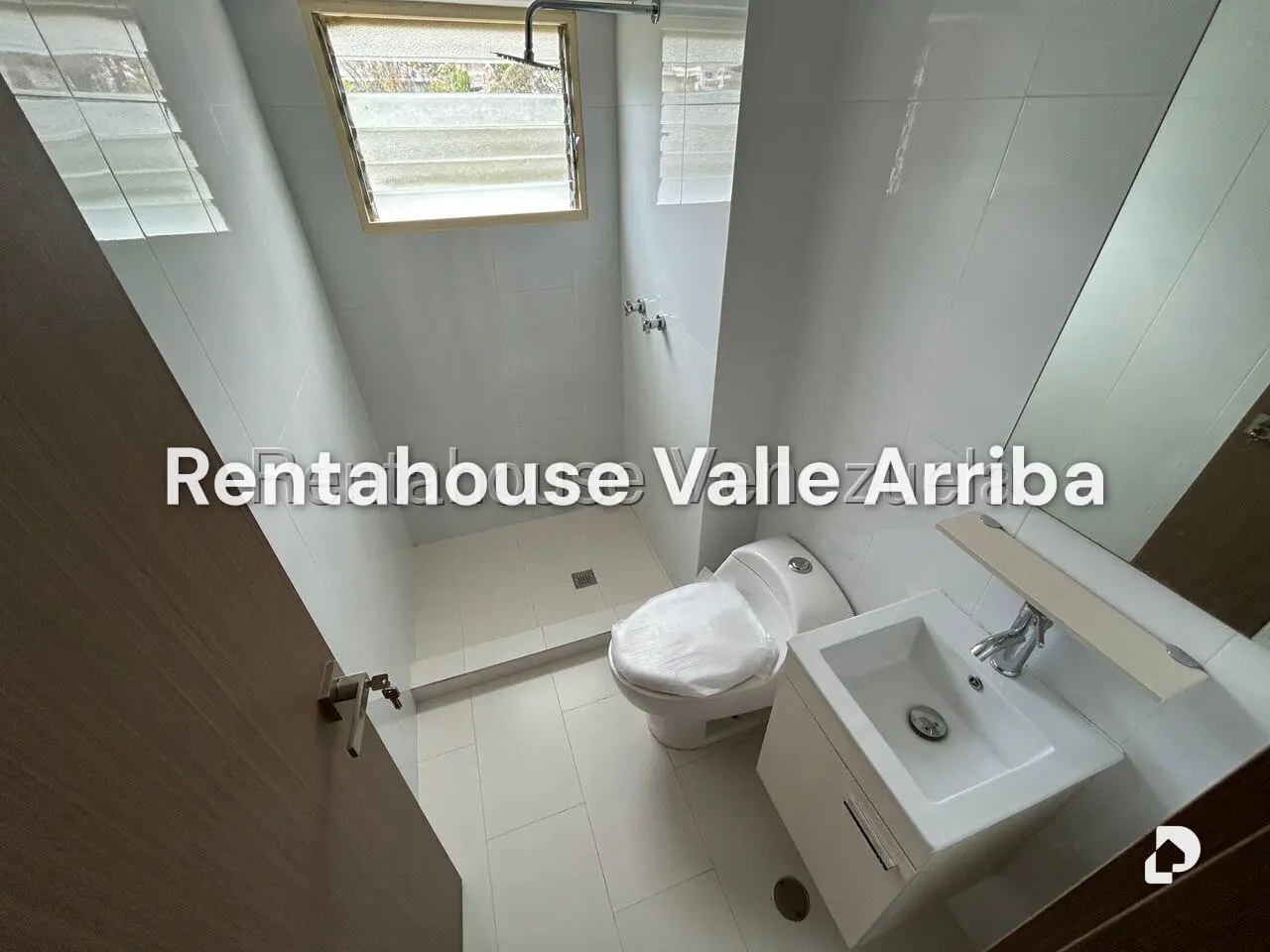 Apartamento en Los Naranjos (del Cafetal), Caracas – 28