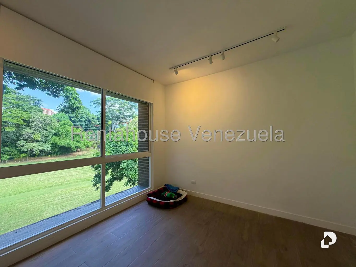 Apartamento en Los Naranjos de las Mercedes, Caracas