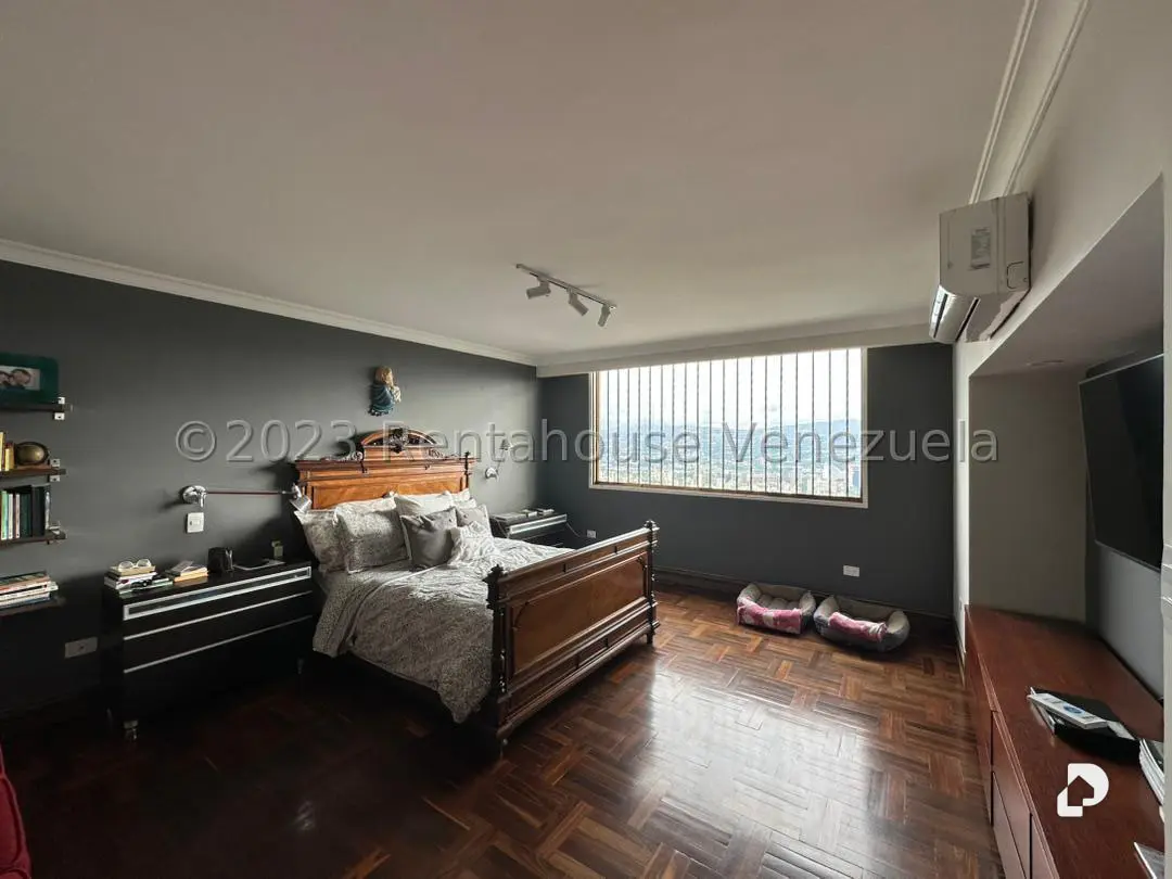 Apartamento en Altamira, Caracas – 12