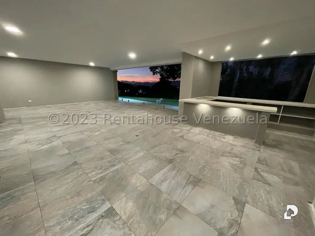 Apartamento en Altamira, Caracas – 15
