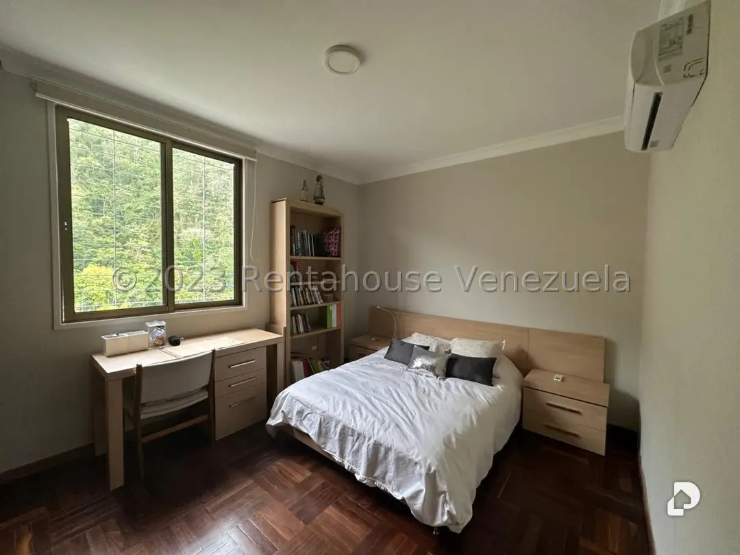 Apartamento en Altamira, Caracas – 13