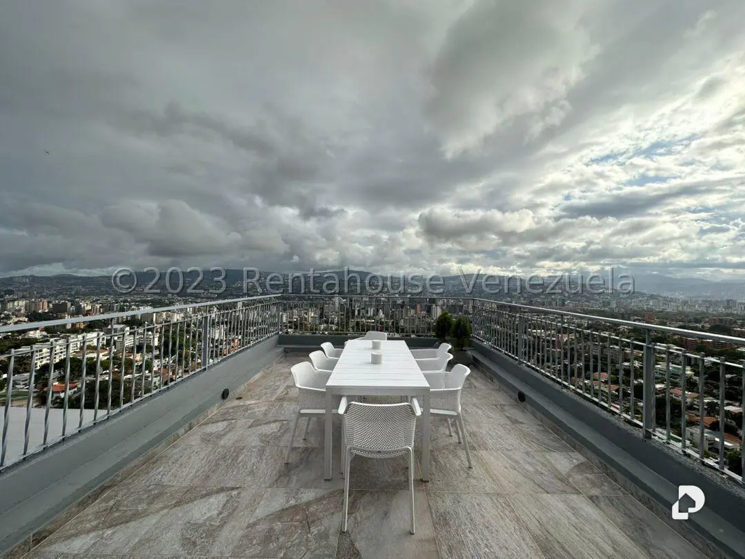 Apartamento en Altamira, Caracas – 19
