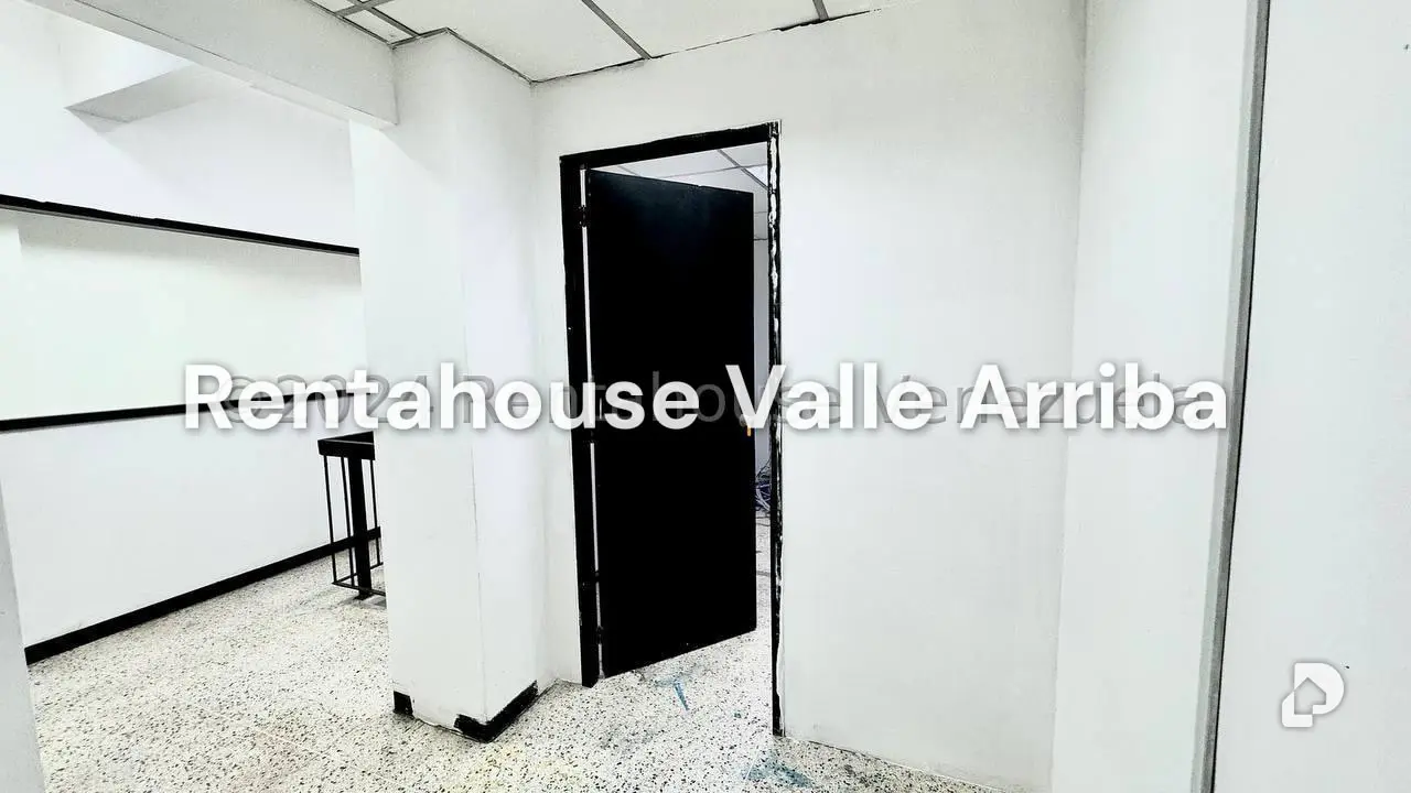 Local comercial en Bello Monte, Caracas – 9