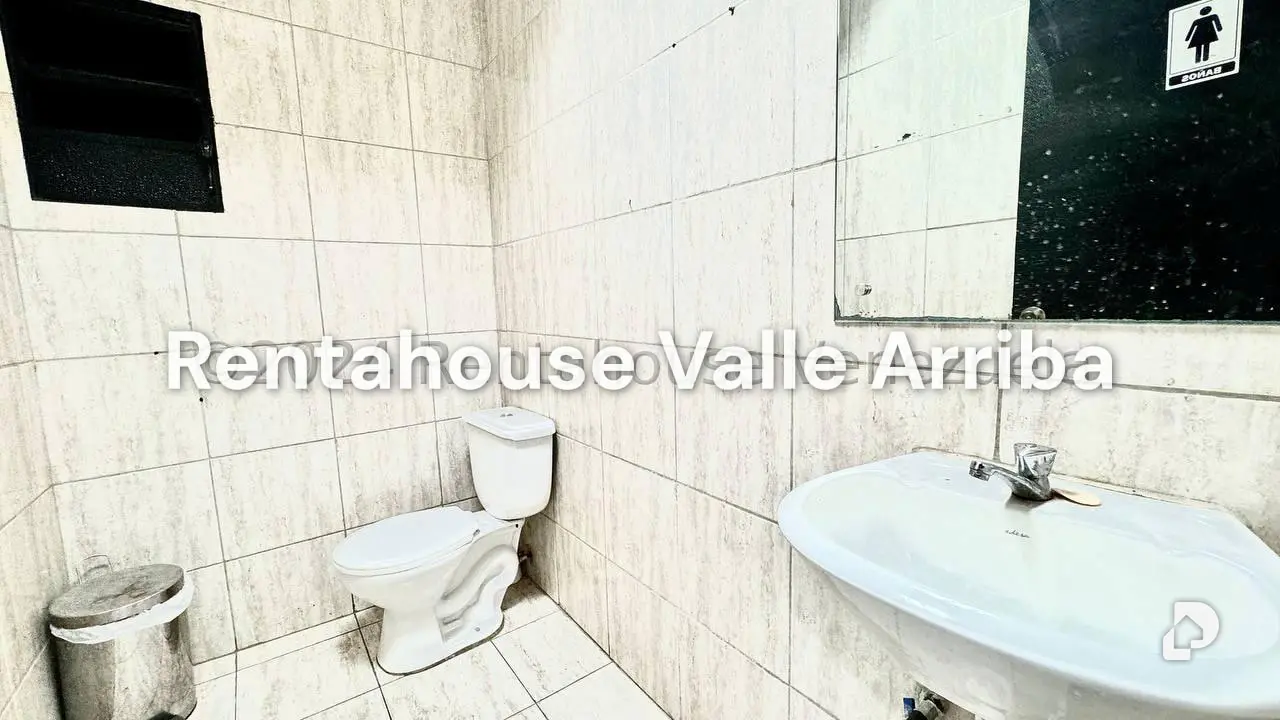 Local comercial en Bello Monte, Caracas – 28