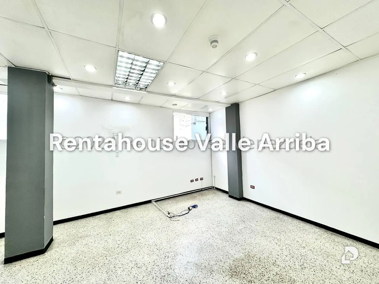 Local comercial en Bello Monte, Caracas – 21