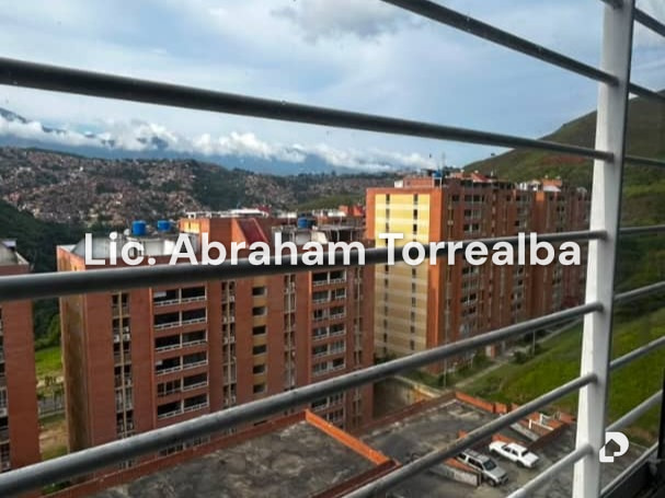 Apartamento en Urb El Encantado, Caracas – 1