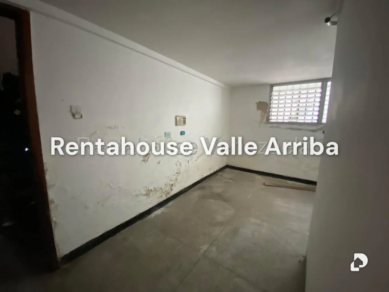 House in Prados del Este, Caracas – 28