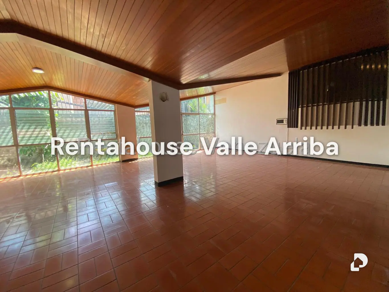 House in Prados del Este, Caracas – 14