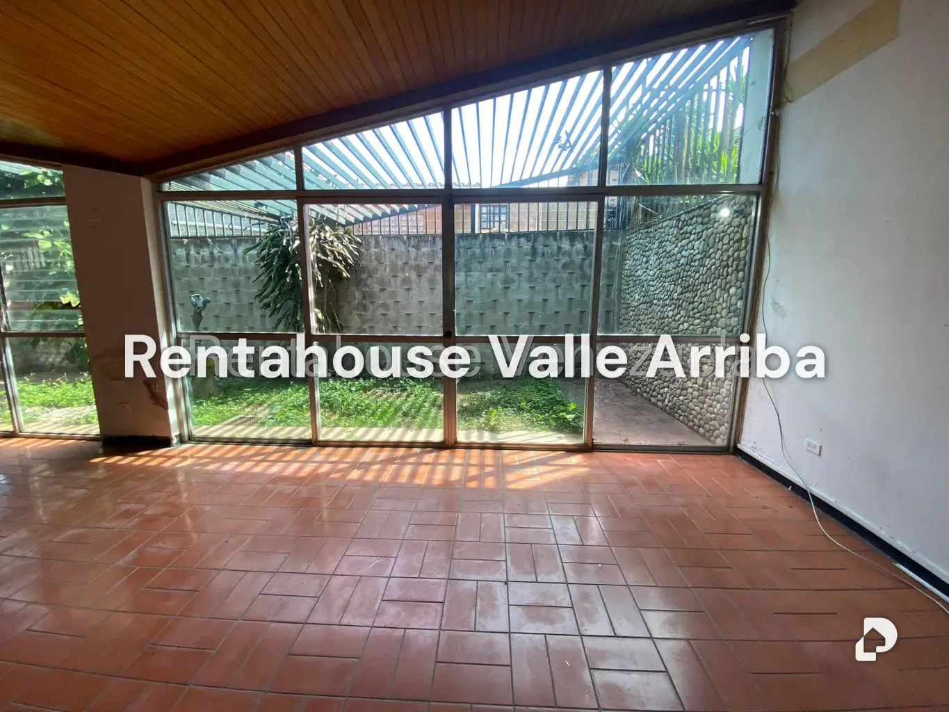 House in Prados del Este, Caracas – 21