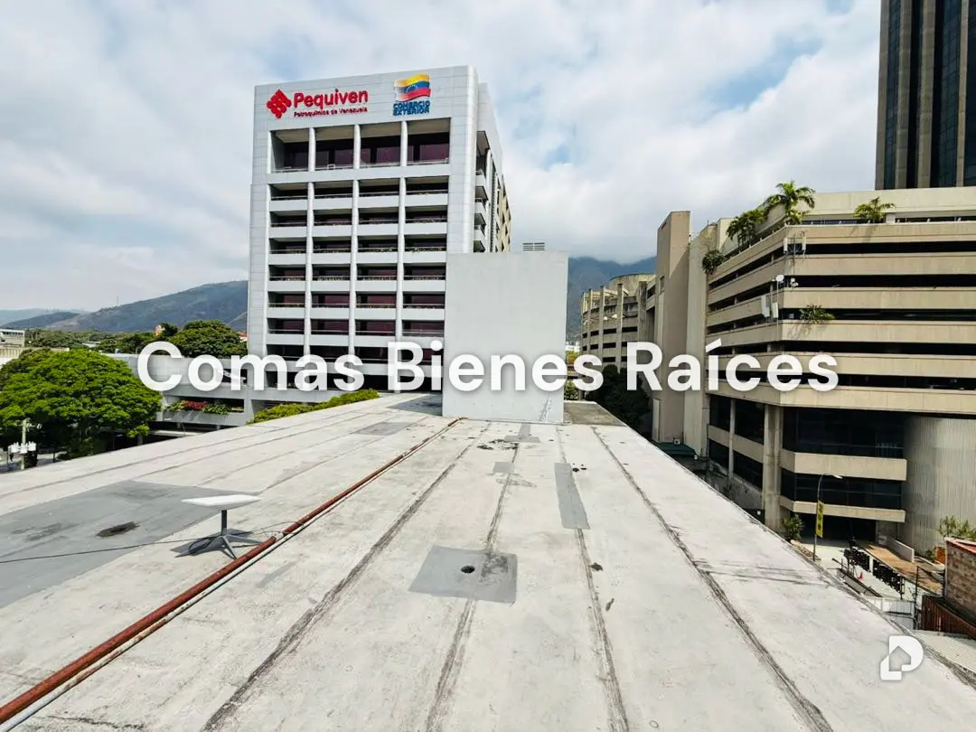 Building in La Castellana, Caracas – 14