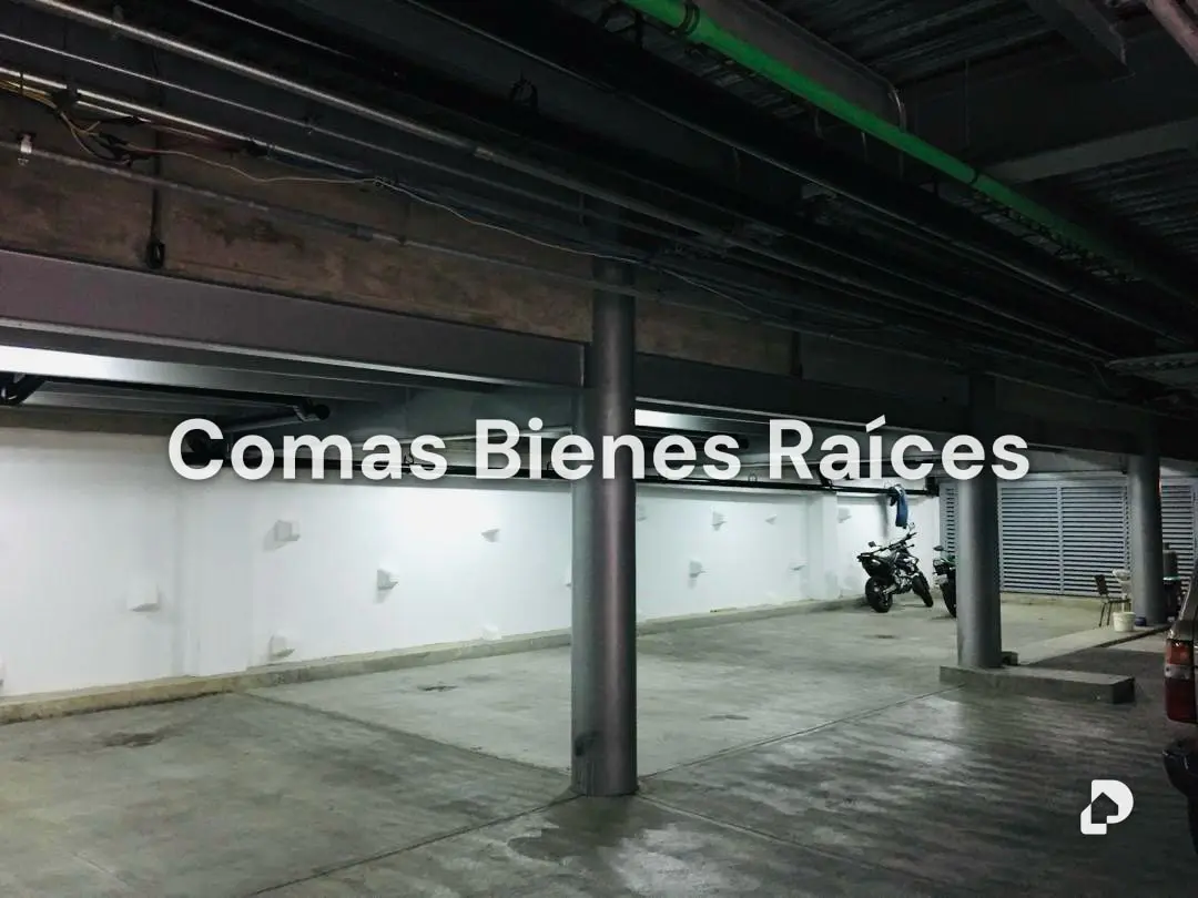 Building in La Castellana, Caracas – 12