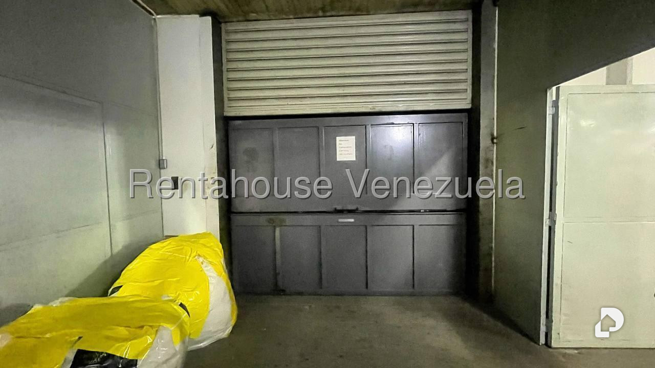 Edificio en Los Ruices Sur, Caracas