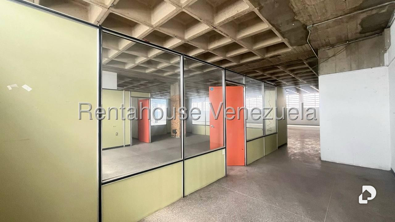 Edificio en Los Ruices Sur, Caracas