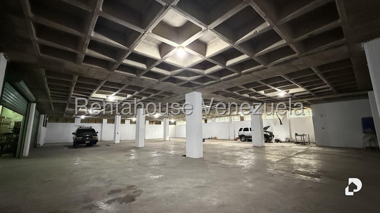 Edificio en Los Ruices Sur, Caracas