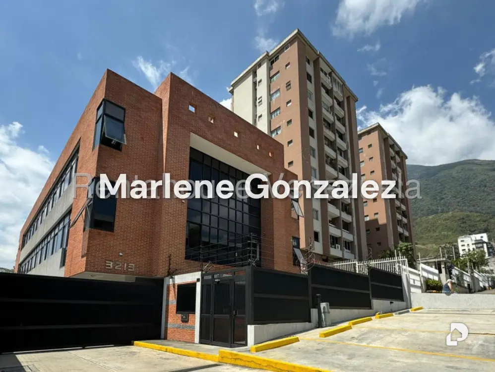 Edificio en Los Dos Caminos, Caracas – 1