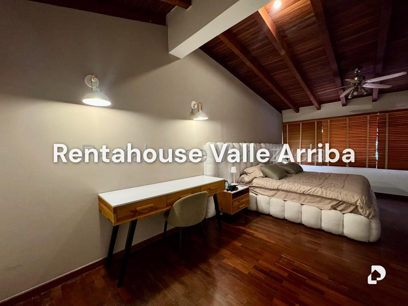 Casa en Alto Prado, Caracas – 27