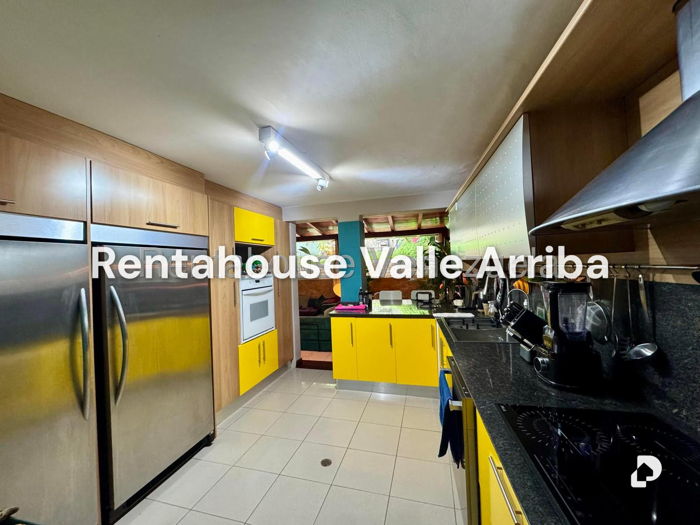 Casa en Alto Prado, Caracas – 13