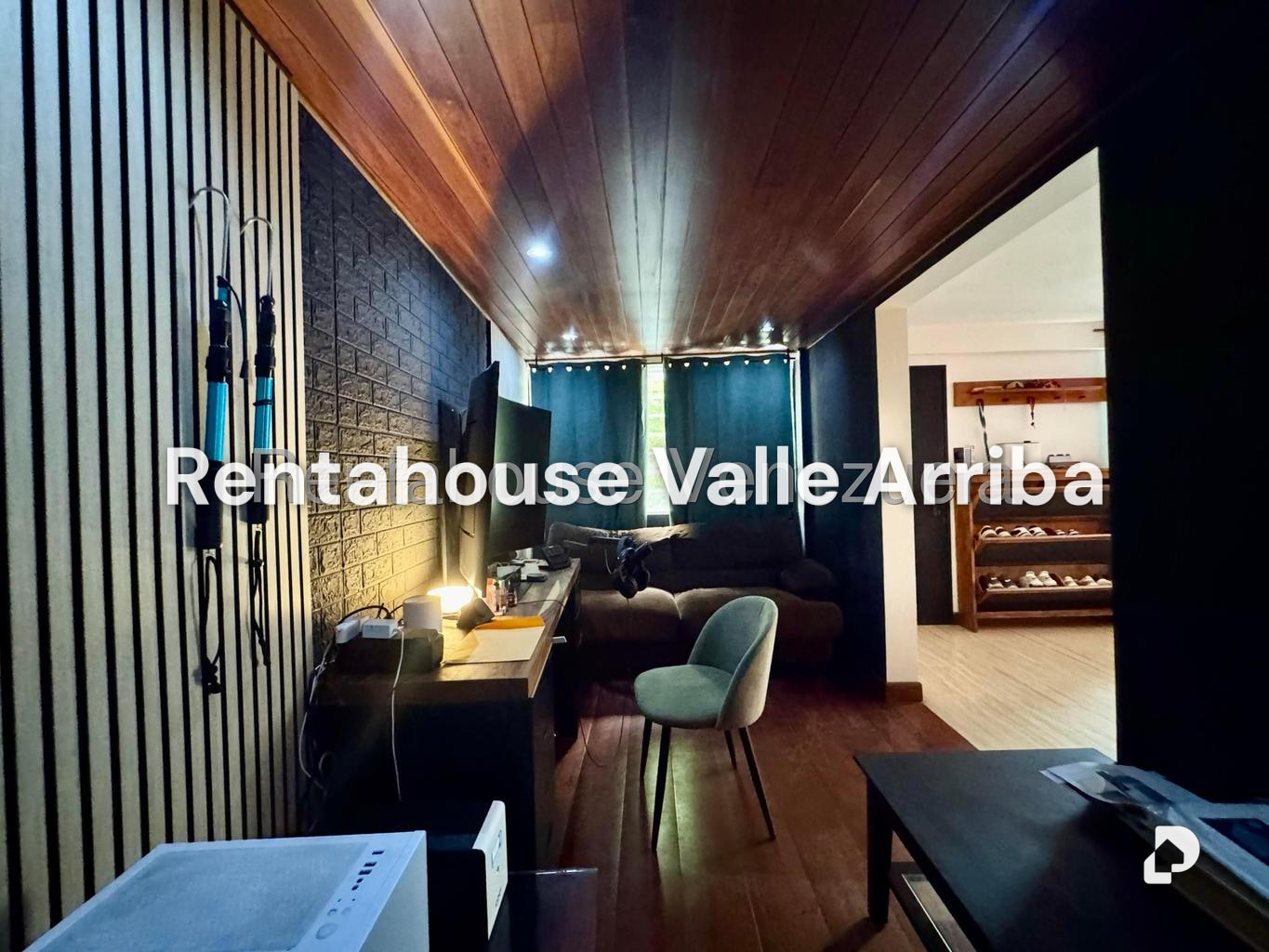 Casa en Alto Prado, Caracas – 22