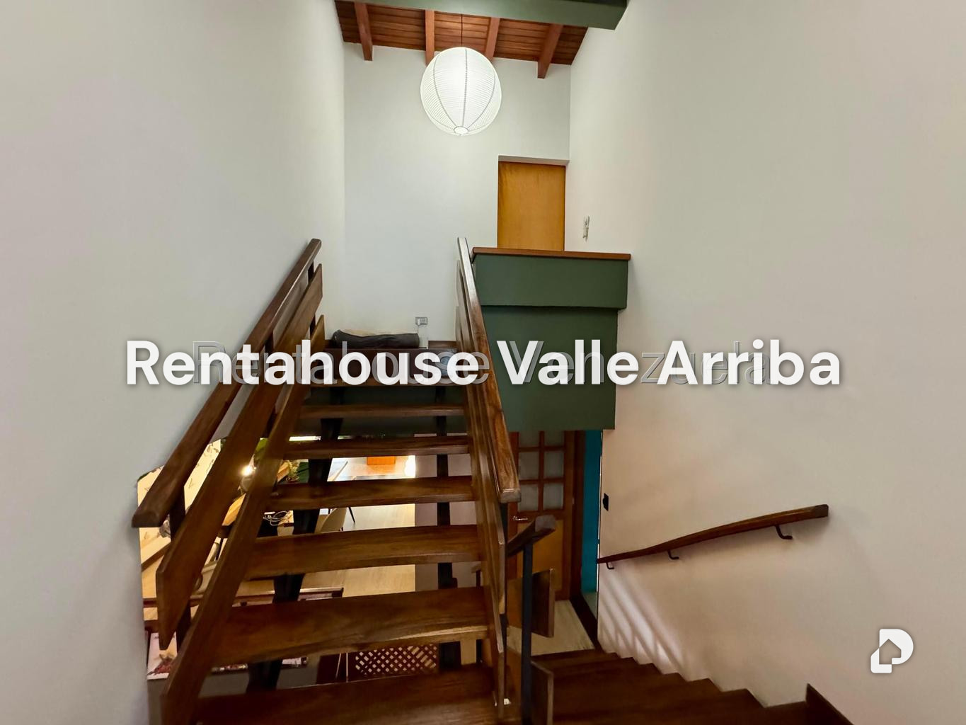 Casa en Alto Prado, Caracas – 24