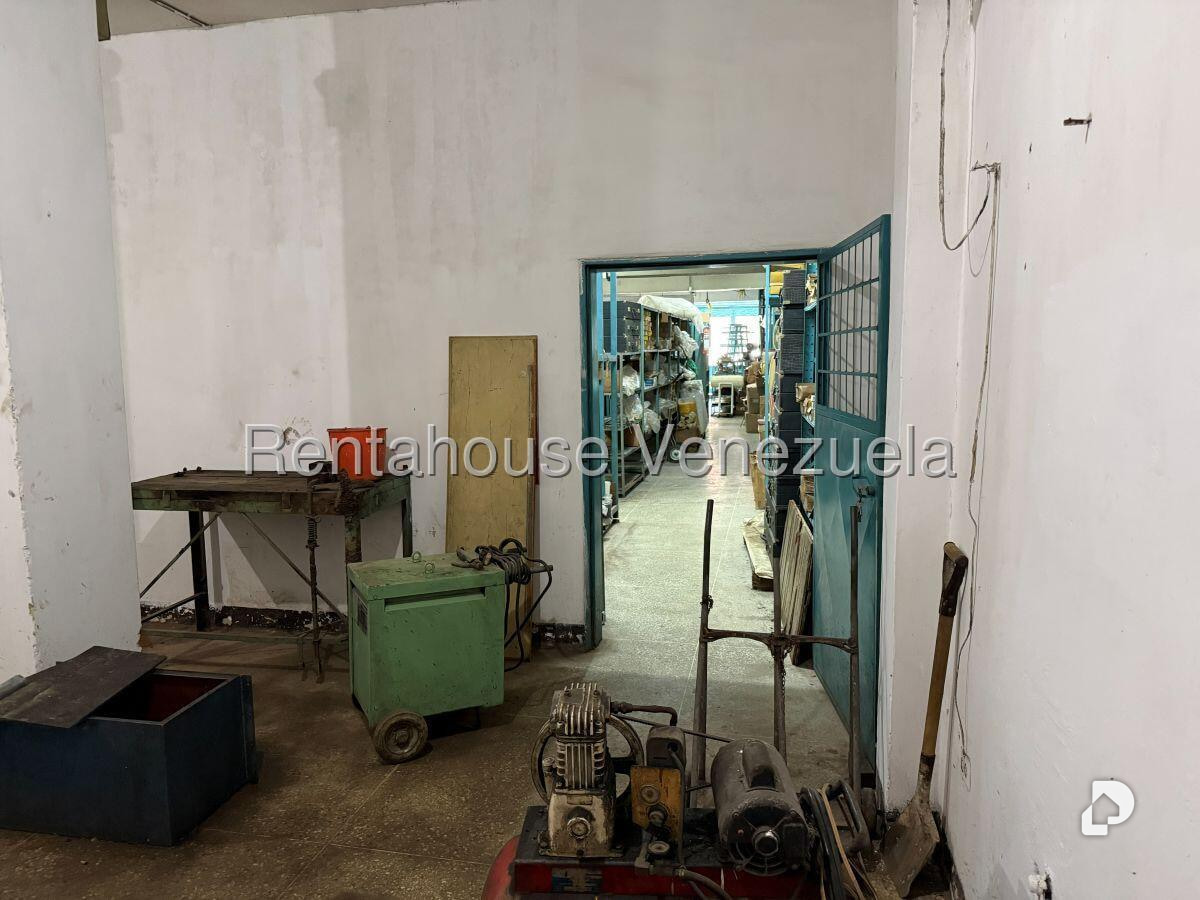 Local comercial en Catia, Caracas – 15
