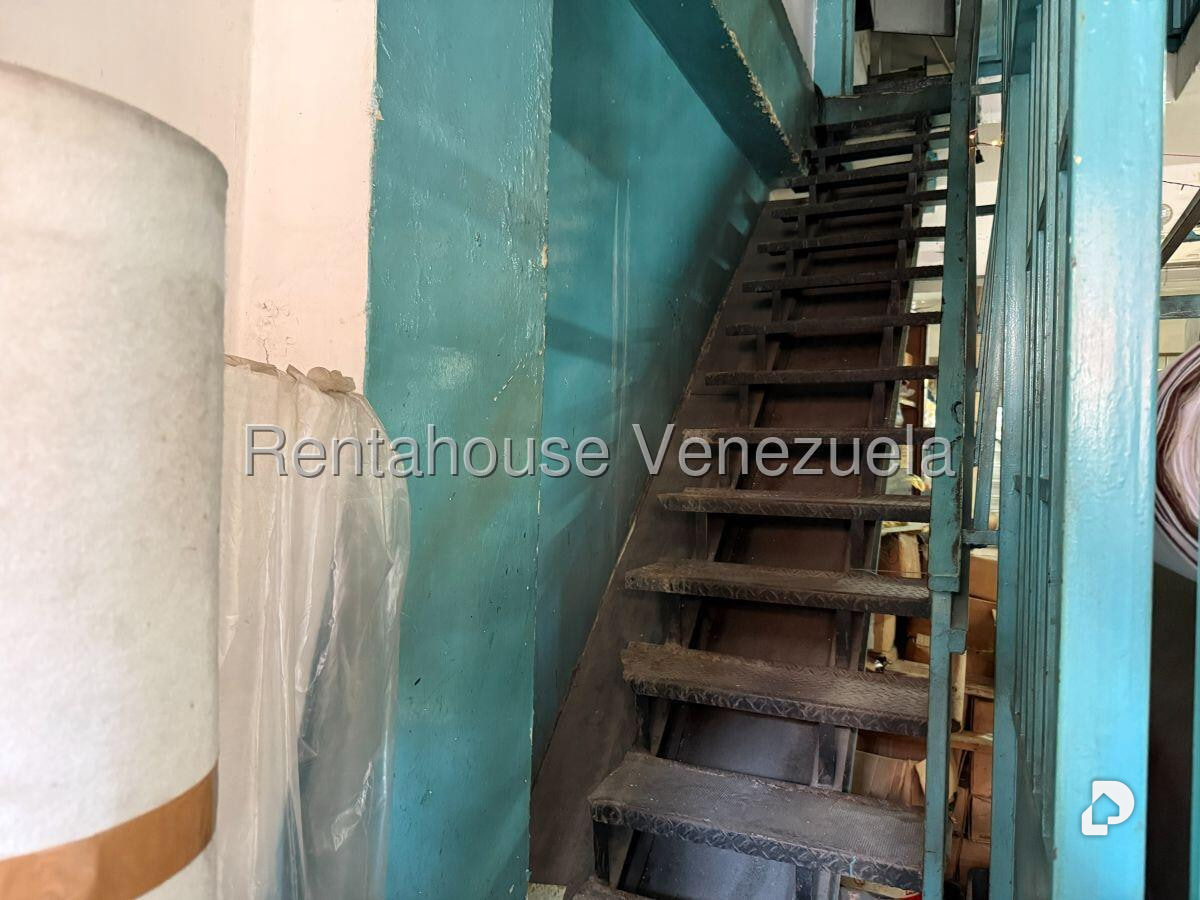 Local comercial en Catia, Caracas – 18